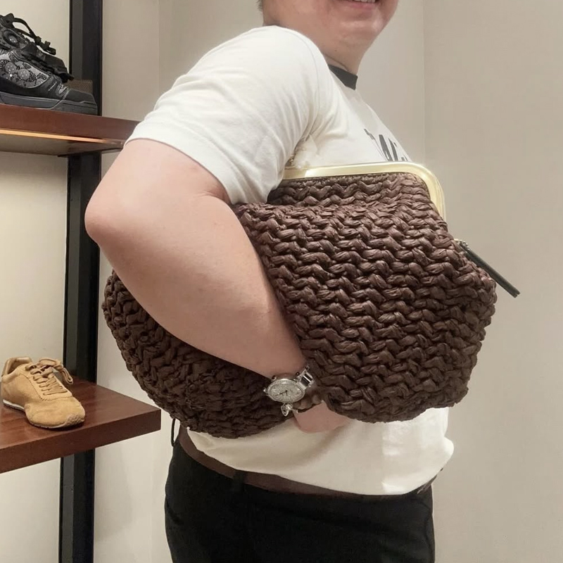Hand-Woven Kisslock Frame Shou - Luxury Bags Reseller recension och pris