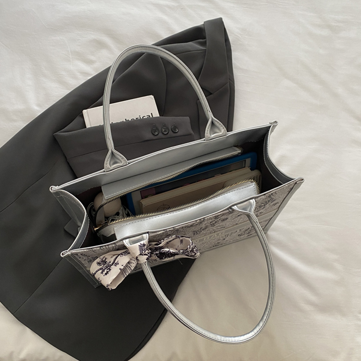 Luxury Elegant Women Tote Bag  - Luxury Bags Reseller recension och pris