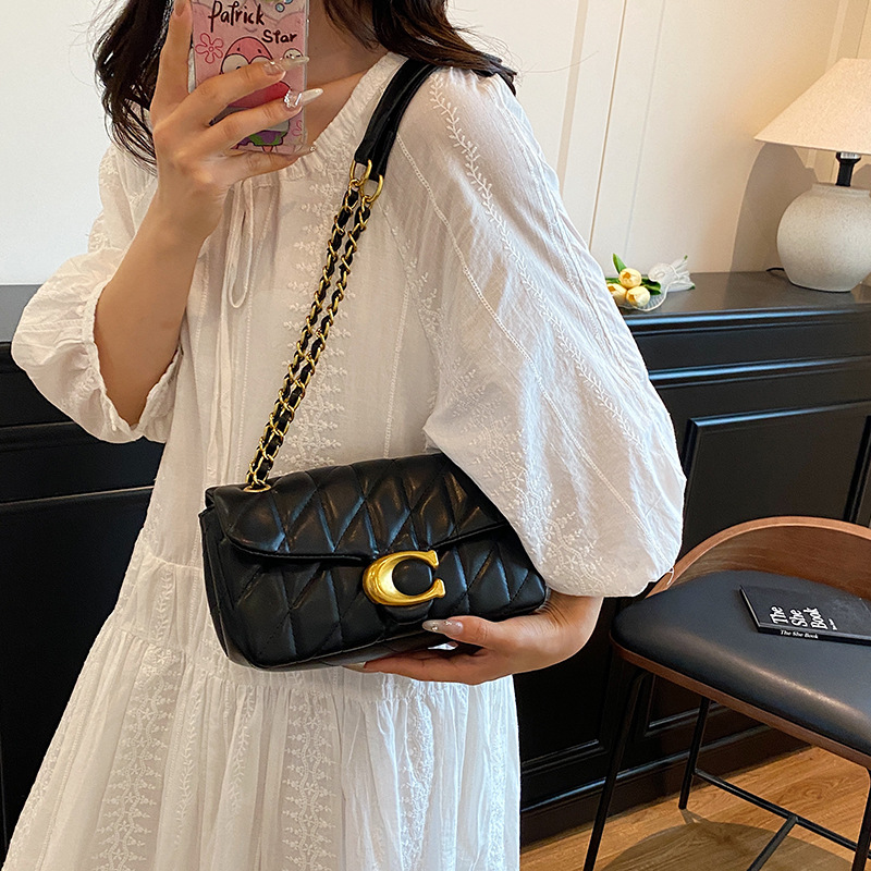 Women Quilted Leather Shoulder - Chain Crossbody Quilted recension och pris