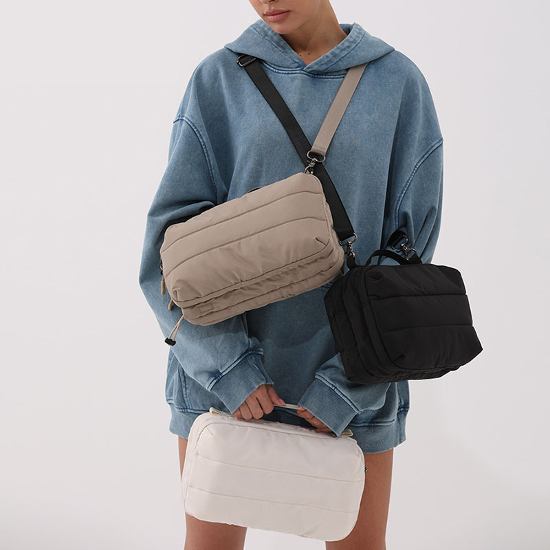 Lightweight Nylon Puffer Bag f - Chain Crossbody Quilted recension och pris