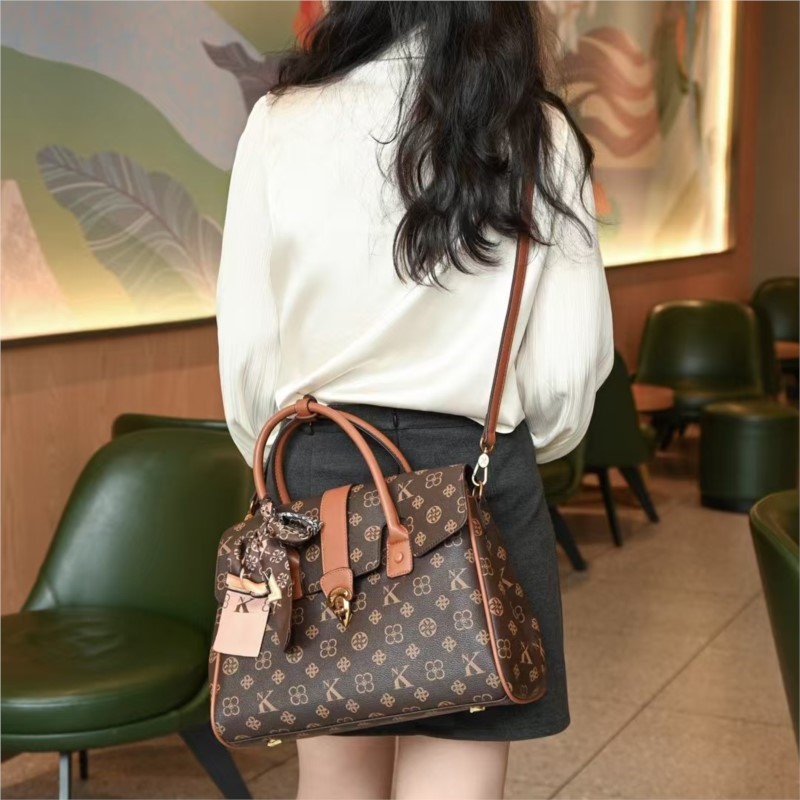 Light luxury brand women's bag - Luxury Bags Reseller recension och pris