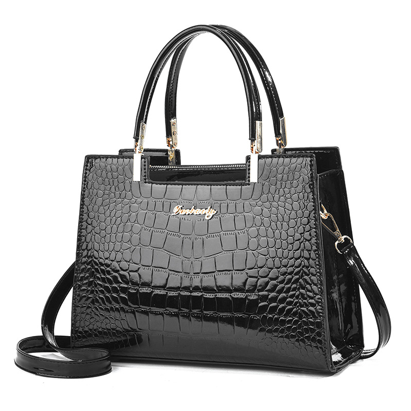 Crocodile Embossed Tote Bag, P - Top Handle Patent Bag recension och pris