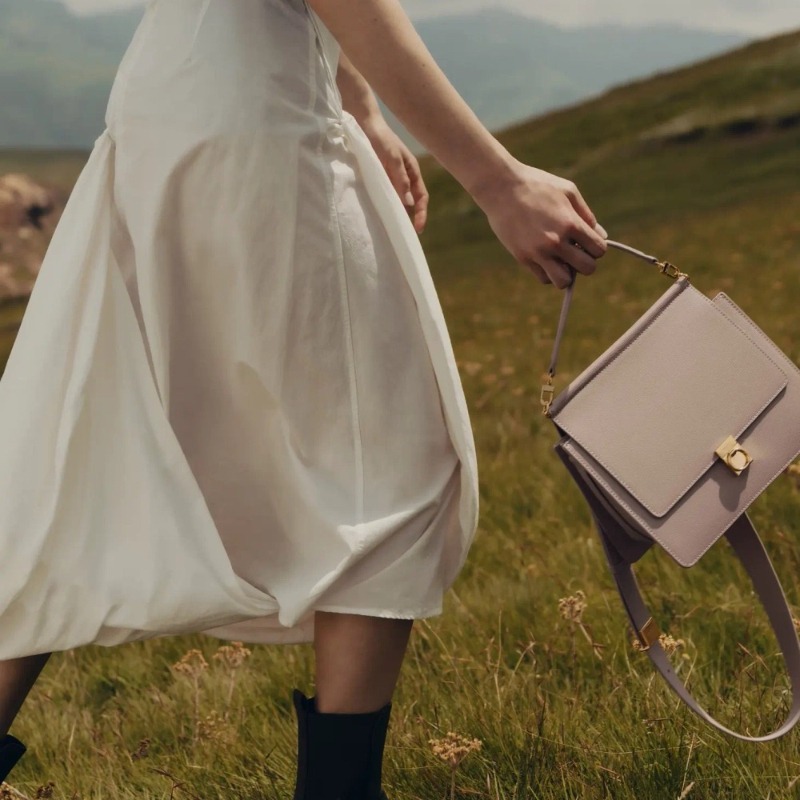 Numéro Sept Crossbody Bag Wome - Luxury Bags Gold recension och pris