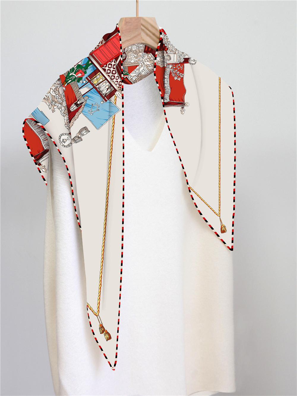 Triangle Twill Scarf Luxury Wo - Luxury Bags La recension och pris